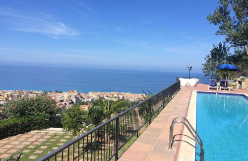 Villa Del Conte - Foto 4