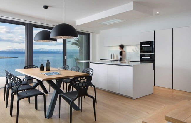 Beach Villa in Korcula with Pool, Sauna & Hot Tub - Photo 25