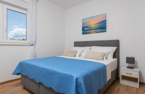 Villa Dola with private pool - Photo 18