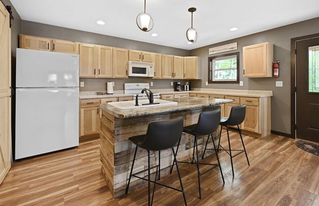 Tranquil Lakefront Oasis - Fire Pit Fishing BBQ - Foto 2