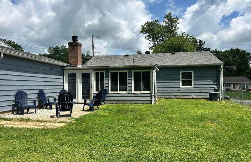 Bellwood 2 bed family house w 2 living areas Superhost - Photo 20