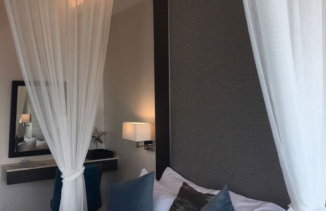 La Playa Beach Front Pool Villa Cha-am - Photo 4