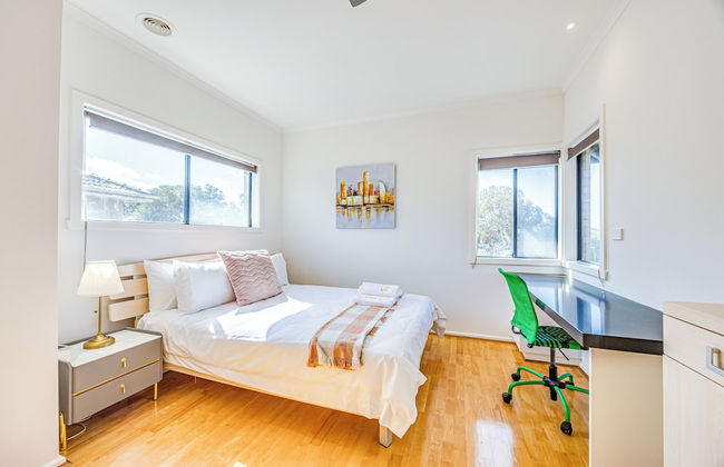 StayAU 6BR Deluxe Lakeview Point Cook - Foto 7