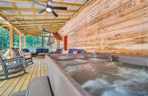 North Georgia Mtn Escape with Hot Tub and Games! - Foto 2