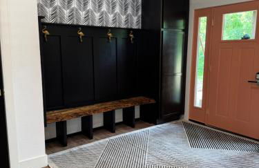 NEW Build Home with Outdoor Oasis, Game Room & Bunkroom - Foto 6