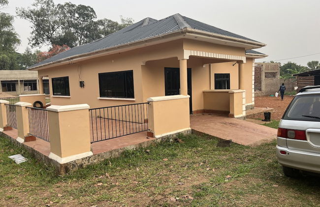 Beautiful 1-bed Apartment in Gulu - Photo 1