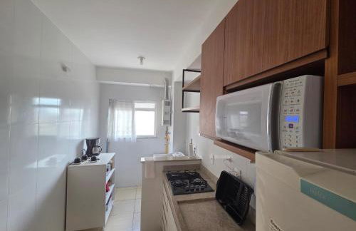 AP centro ao lado do comércio piscina quartos com ar condicionado e estacionamento - Foto 10