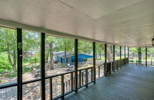 Lake View and Decks Pet-Friendly Mabank Home - Foto 21