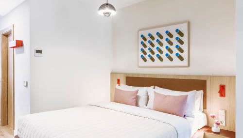 Numa Madrid Fuencarral - Photo 1