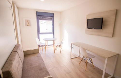 Apartamentos Plaza de Santiago - Estudios Turisticos - 1 LLAVE - Foto 28