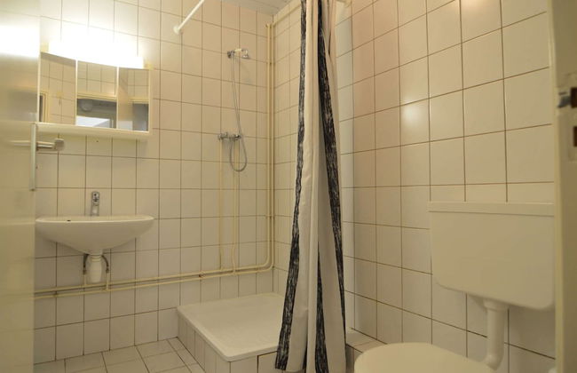 Snug Apartment in Schin op Geul Near Public Pool - Photo 55