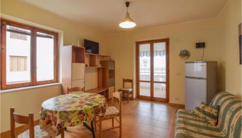 Nice Apartment In Nocera Terinese - Foto 3