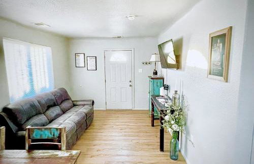 Southwest Escape 2 Bedroom with Private Entry and Patio - Foto 20