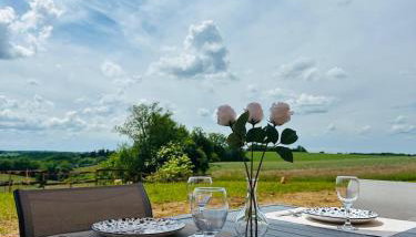 La maison dans la prairie gîte marguerite - Foto 1