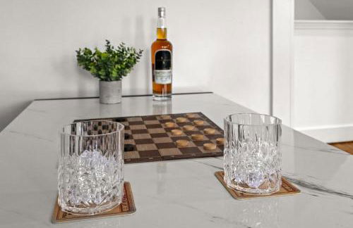 Cozy 2-Floor Home 5BR 3BA 2 Kitchens Backyard - Foto 56