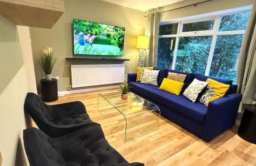 Bicester villa, 5Bedroom, Parking, WiFi, Garden - Foto 1