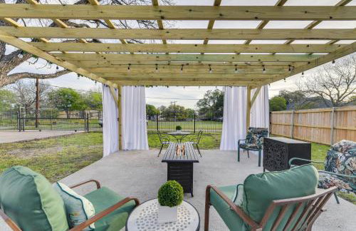 1 Mi to Dtwn Waco! Lovely Home with Fire Pit Table - Foto 25