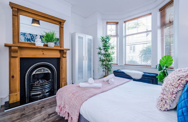 R&R Character Victorian 4-Bedroom Home - Foto 10