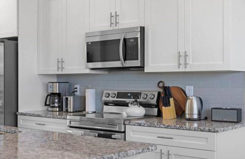 Luxury 2 bedrooms, 2.5 baths - Foto 20