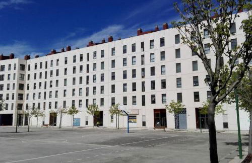 Grande, luminoso y con garage, 3 dormitorios en el camino de Santiago - Foto 11