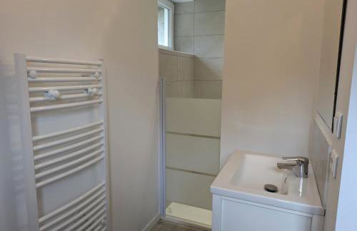 Gîte Authentique à Villemurlin avec Jardin et Parking - FR-1-590-527 - Foto 11