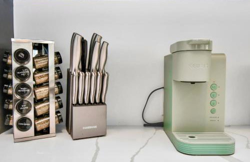 Serenity Studios - Near Med Center & Museum District - Foto 22