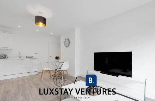 Multiple 2-Bedroom Apartments near Harry Potter Studios - 2-Minute walk to Bushey Station - 20 Minutes to London Euston - Ideal for Families & Business - Free Parking - Foto 50
