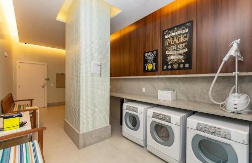 Luxuoso Apt Batel - 4 Minutos do Shopping Pátio Batel c/ Garagem, Piscina, Sauna e Academia - Foto 11