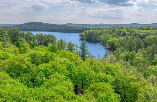 The Tipsy Moose, Ayuh Lakeside Lodge - Photo 9