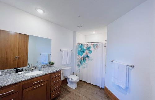 3BR Luxury Suite with Parking at The Grand Castle - Foto 17