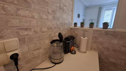 Saint-Mandé studio, proche metro Ligne 1 & Paris Centre, Wifi rapide, Ideal couple, télétravail - Foto 4, toaster