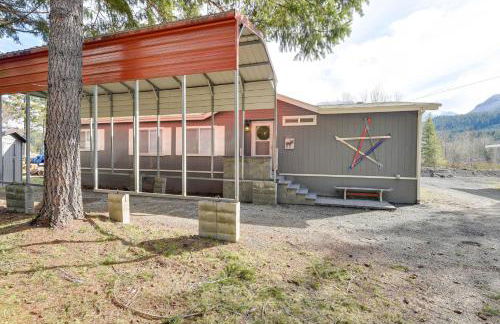 Riverfront Home with Deck, Near Mount Rainier! - Foto 30