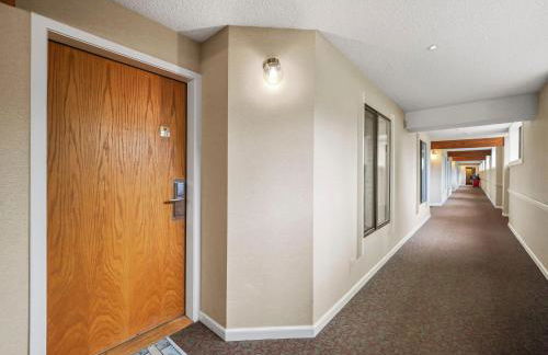 103 Edgewater Inn - Foto 21