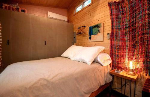 The Peach Perch - Ridgetop Tiny Home, and 20 Minutes to Asheville! - Foto 8