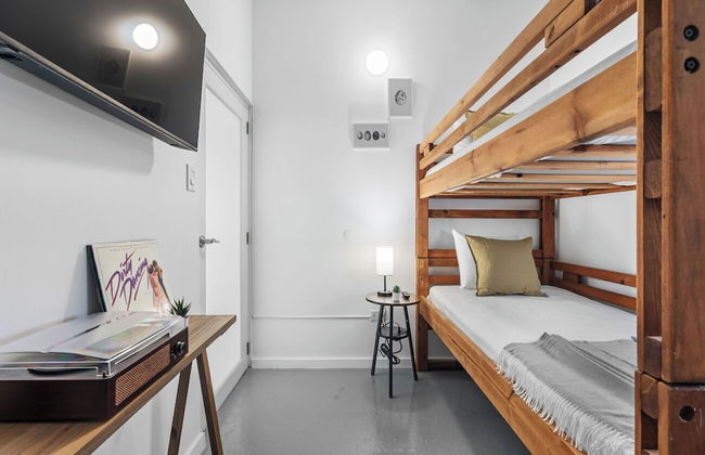 Condado by Otium - Photo 16