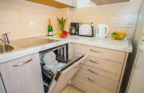 Apartment Dora near Sea and Center with Private Garage - Foto 25