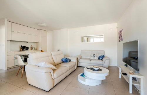 Dubrovnik Bridge & Port View Apartment - Photo 2