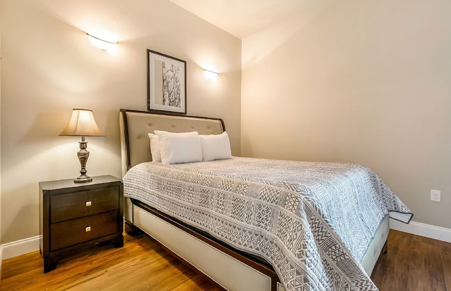 Brand New Spacious 4BD - Photo 2