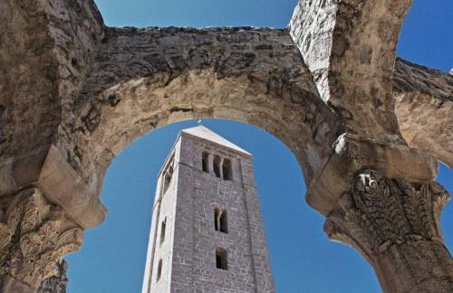 LUX attic old town Rab - Foto 10