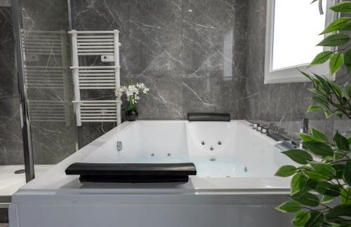 Suite avec jacuzzi & terrasse - Foto 13