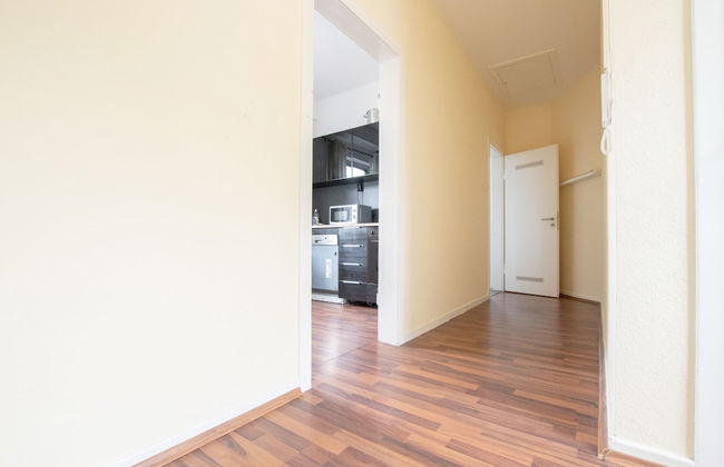 Spacious House - Photo 77