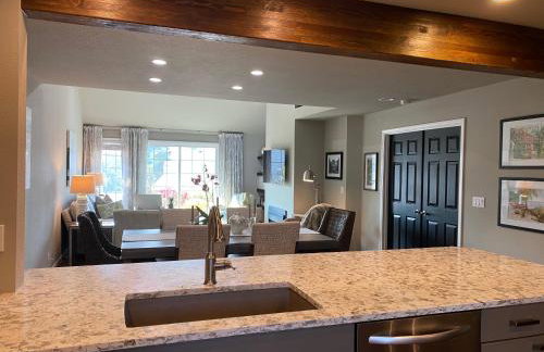 South Seattle gated community 90 day minimum - Foto 21