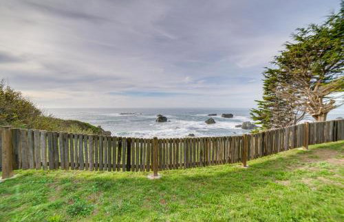 Rustic Oceanfront Mendocino Coast Cottage with Deck! - Foto 21