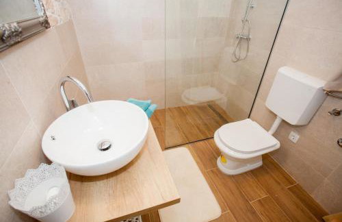 Studios Ani - Photo 54