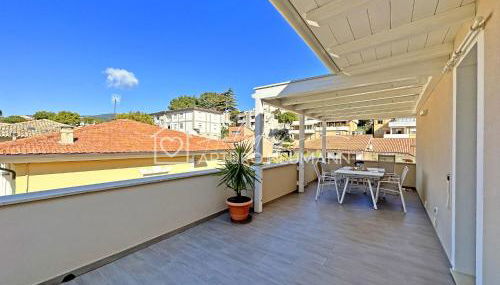 127 - Appartamento trilocale al secondo piano con doppi servizi, a Numana, in ottima posizione, aria condizionata - SPIAGGIA WHITE BEACH CLUB OMAGGIO dal lun al ven FINO AL 02-08 - Foto 4