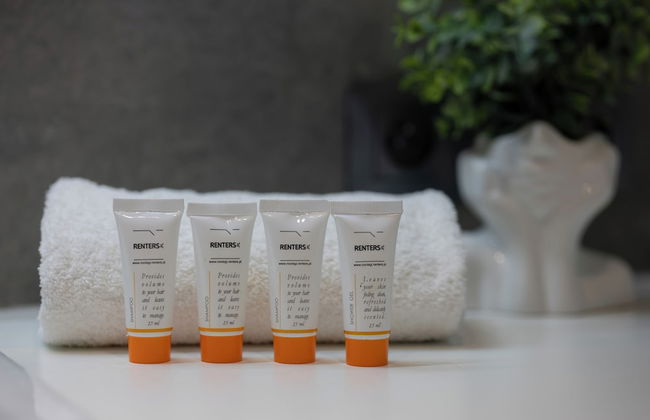 Apartment With Terrace by Renters - Photo 18