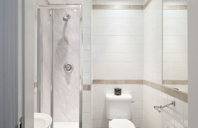 SACO Cardiff – Cathedral Road - Foto 17