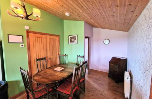 Torridon 1 with Private Hot Tub - Fife - Loch Leven - Lomond Hills- Pet Friendly - Photo 11