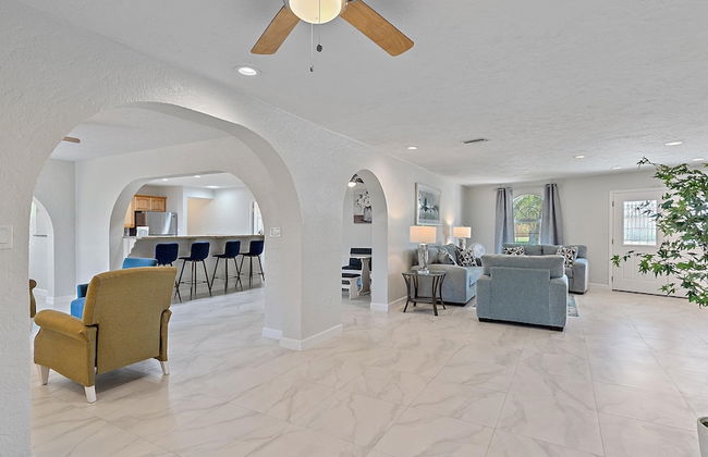 Paradise Palace 4 Bedroom Home by RedAwning - Foto 23