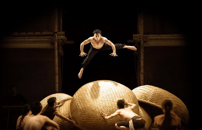 Billet pour le spectacle The AO Show - Photo 5